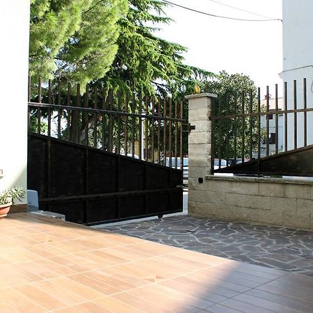 Park Apartments Izola Exterior photo